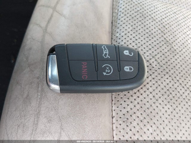 Продаж на аукціоні авто 2015 Chrysler 200 C, vin: 1C3CCCCG3FN706779, номер лоту: 45920420