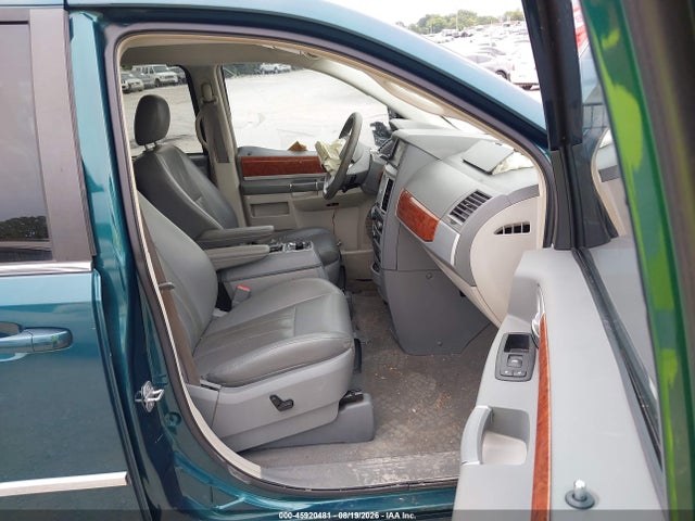 Продажа на аукционе авто 2009 Chrysler Town & Country Touring, vin: 2A8HR541X9R539567, номер лота: 45920481