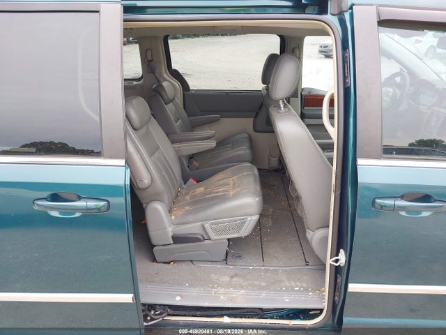 Продажа на аукционе авто 2009 Chrysler Town & Country Touring, vin: 2A8HR541X9R539567, номер лота: 45920481
