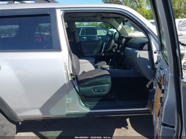 Aukcja sprzedaży 2010 Toyota 4runner Trail V6, vin: JTEBU5JR3A5023277, numer aukcji: 45920551