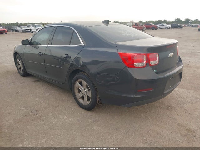 2015 Chevrolet Malibu Ls მანქანა იყიდება აუქციონზე, vin: 1G11B5SLXFF221610, აუქციონის ნომერი: 45920552