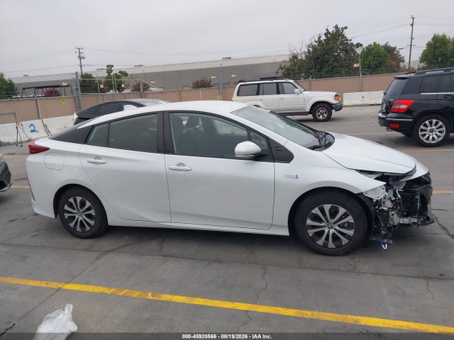 Toyota Prius Prime Le 2021 JTDKAMFP4M3196305 Image 14