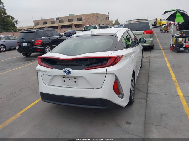 Toyota Prius Prime Le 2021 JTDKAMFP4M3196305 Image 17