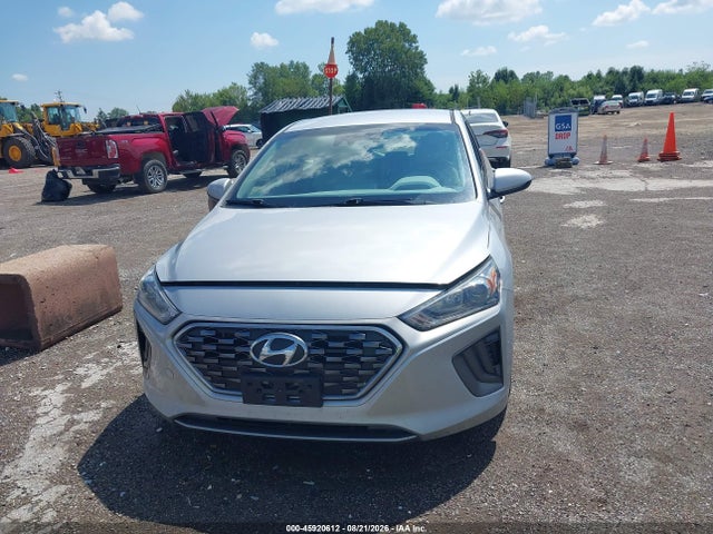 Продаж на аукціоні авто 2020 Hyundai Ioniq Hybrid Blue, vin: KMHC65LCXLU220348, номер лоту: 45920612
