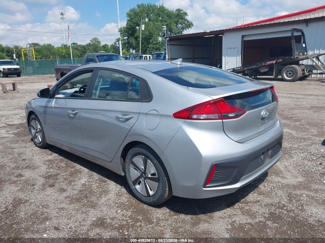 Продаж на аукціоні авто 2020 Hyundai Ioniq Hybrid Blue, vin: KMHC65LCXLU220348, номер лоту: 45920612