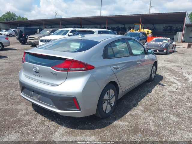 Продаж на аукціоні авто 2020 Hyundai Ioniq Hybrid Blue, vin: KMHC65LCXLU220348, номер лоту: 45920612