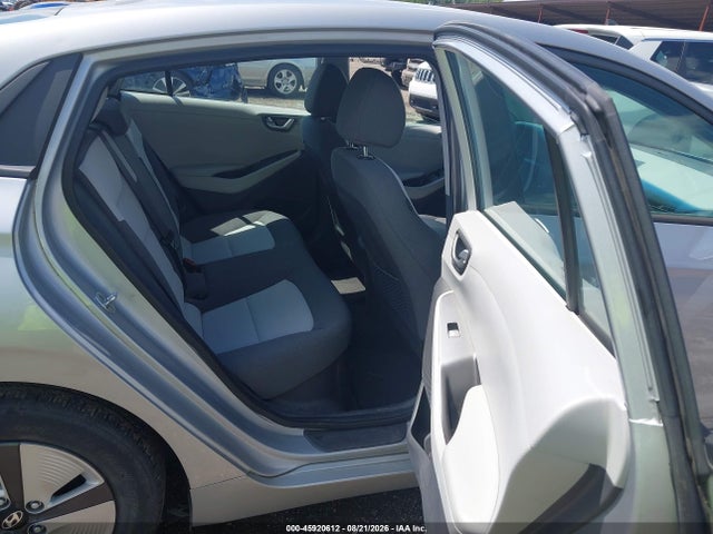 Продаж на аукціоні авто 2020 Hyundai Ioniq Hybrid Blue, vin: KMHC65LCXLU220348, номер лоту: 45920612