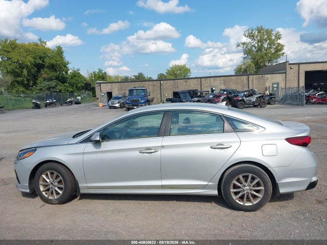 Продажа на аукционе авто 2019 Hyundai Sonata Se, vin: 5NPE24AF9KH798370, номер лота: 45920622
