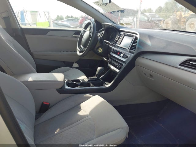 Продажа на аукционе авто 2019 Hyundai Sonata Se, vin: 5NPE24AF9KH798370, номер лота: 45920622