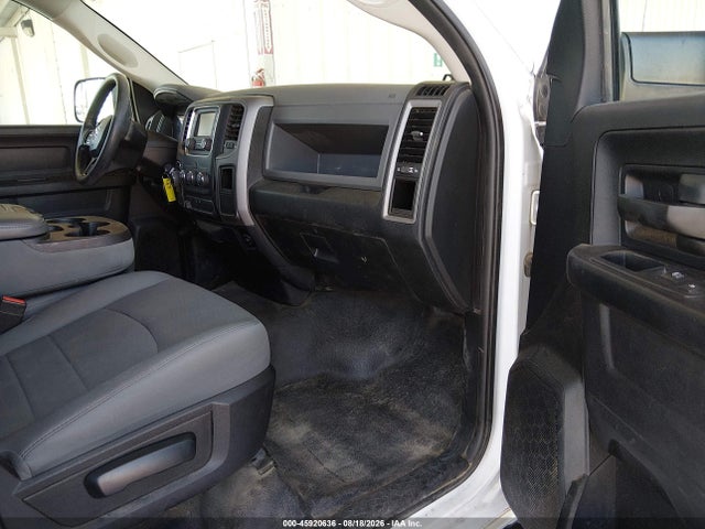 45920636 :رقم المزاد ، 1C6RR7FG6HS616531 vin ، 2017 Ram 1500 Tradesman  4x4 6'4 Box مزاد بيع