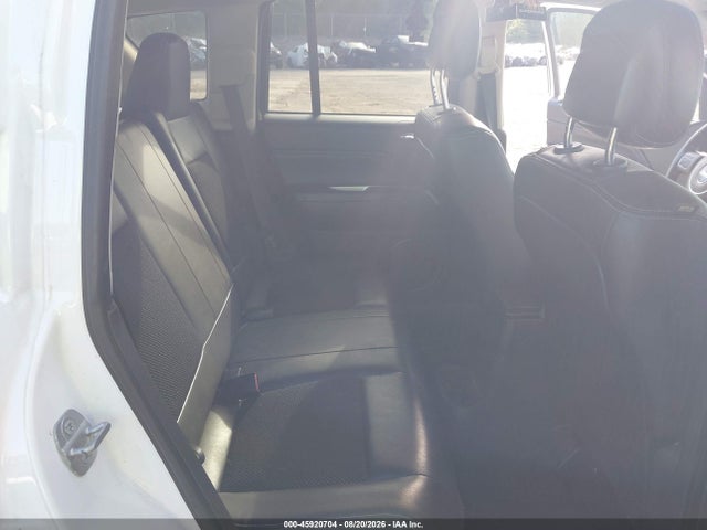 Jeep Compass Latitude 2014 1C4NJDEB7ED816708 Image 8