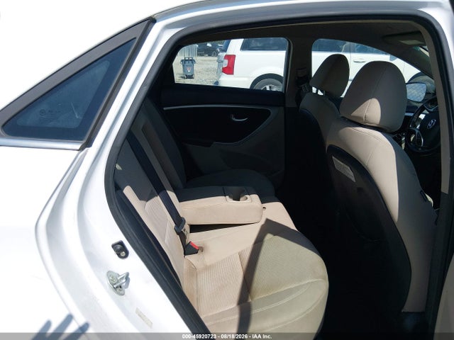 2013 Hyundai Elantra Gt მანქანა იყიდება აუქციონზე, vin: KMHD35LE6DU102961, აუქციონის ნომერი: 45920723