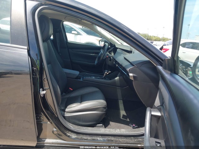 3MZBPABL0NM314122 Mazda Mazda3 Select