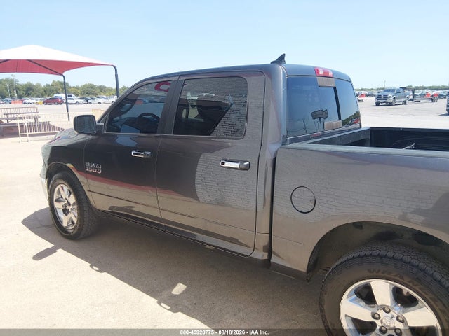 45920775 :رقم المزاد ، 1C6RR7LT7HS712668 vin ، 2017 Ram 1500 Lone Star  4x4 5'7 Box مزاد بيع