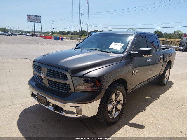 45920775 :رقم المزاد ، 1C6RR7LT7HS712668 vin ، 2017 Ram 1500 Lone Star  4x4 5'7 Box مزاد بيع