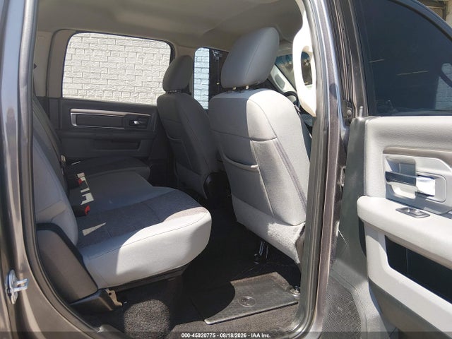45920775 :رقم المزاد ، 1C6RR7LT7HS712668 vin ، 2017 Ram 1500 Lone Star  4x4 5'7 Box مزاد بيع