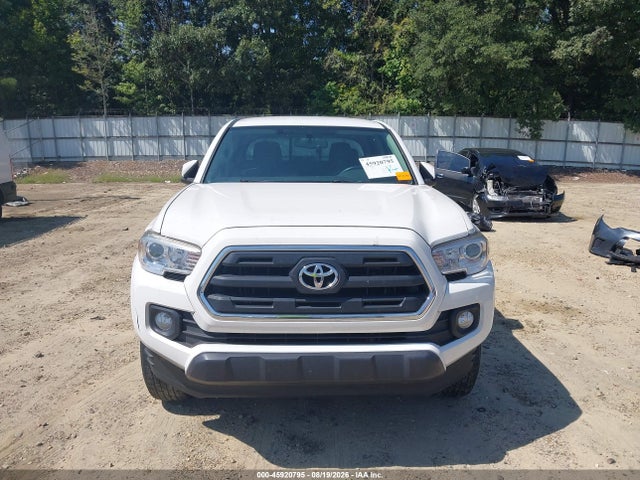 45920795 :رقم المزاد ، 5TFAZ5CN6HX046577 vin ، 2017 Toyota Tacoma Sr5 V6 مزاد بيع