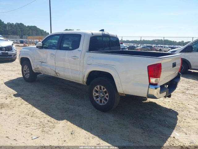 45920795 :رقم المزاد ، 5TFAZ5CN6HX046577 vin ، 2017 Toyota Tacoma Sr5 V6 مزاد بيع