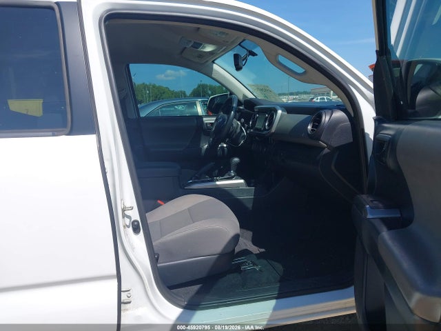 45920795 :رقم المزاد ، 5TFAZ5CN6HX046577 vin ، 2017 Toyota Tacoma Sr5 V6 مزاد بيع