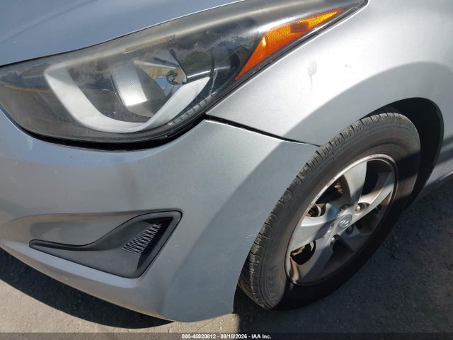 5NPDH4AE5EH455335 Hyundai ELANTRA SE