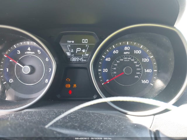 5NPDH4AE5EH455335 Hyundai ELANTRA SE