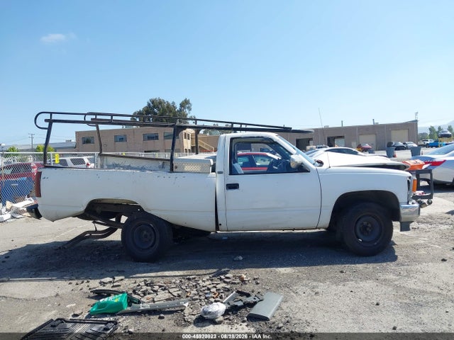 45920823 :رقم المزاد ، 2GCFC24K2K1137151 vin ، 1989 Chevrolet Gmt-400 C2500 مزاد بيع