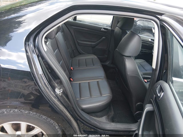 Продажа на аукционе авто 2010 Volkswagen Jetta Se, vin: 3VWRZ7AJ2AM054330, номер лота: 45920907