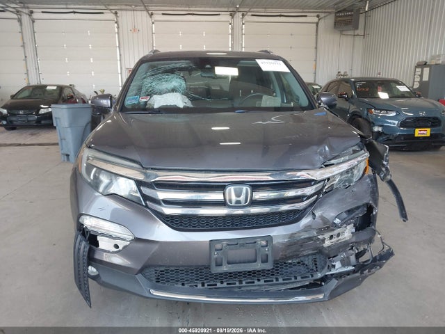 45920921 :رقم المزاد ، 5FNYF6H97HB016927 vin ، 2017 Honda Pilot Touring مزاد بيع