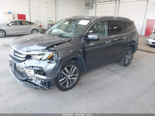 45920921 :رقم المزاد ، 5FNYF6H97HB016927 vin ، 2017 Honda Pilot Touring مزاد بيع