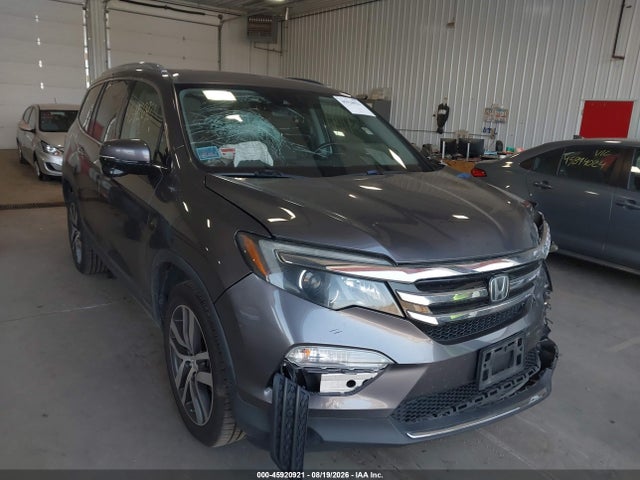 45920921 :رقم المزاد ، 5FNYF6H97HB016927 vin ، 2017 Honda Pilot Touring مزاد بيع