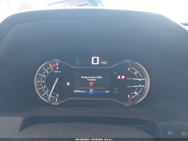 45920921 :رقم المزاد ، 5FNYF6H97HB016927 vin ، 2017 Honda Pilot Touring مزاد بيع