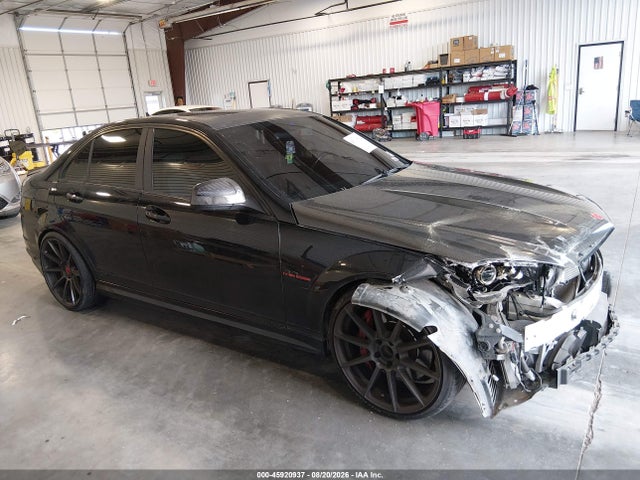 2009 Mercedes-benz C 63 Amg მანქანა იყიდება აუქციონზე, vin: WDDGF77X29F215484, აუქციონის ნომერი: 45920937
