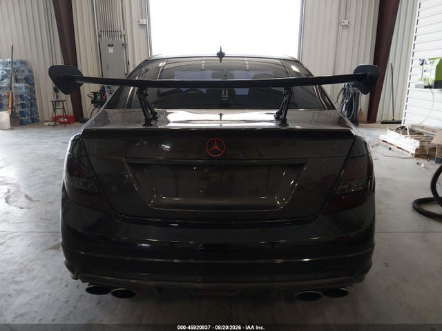 2009 Mercedes-benz C 63 Amg მანქანა იყიდება აუქციონზე, vin: WDDGF77X29F215484, აუქციონის ნომერი: 45920937