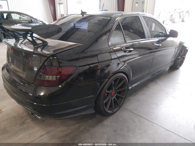 2009 Mercedes-benz C 63 Amg მანქანა იყიდება აუქციონზე, vin: WDDGF77X29F215484, აუქციონის ნომერი: 45920937