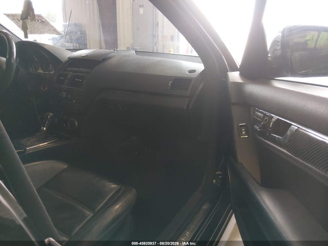 2009 Mercedes-benz C 63 Amg მანქანა იყიდება აუქციონზე, vin: WDDGF77X29F215484, აუქციონის ნომერი: 45920937