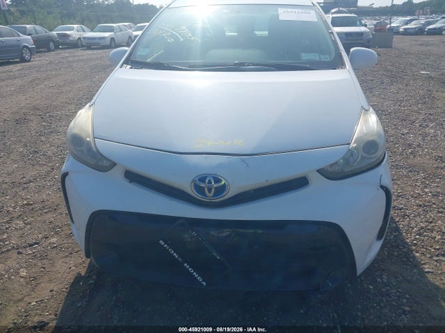 45921009 :رقم المزاد ، JTDZN3EU9FJ017419 vin ، 2015 Toyota Prius V Two مزاد بيع