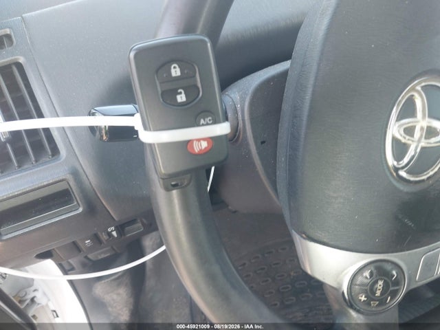 45921009 :رقم المزاد ، JTDZN3EU9FJ017419 vin ، 2015 Toyota Prius V Two مزاد بيع