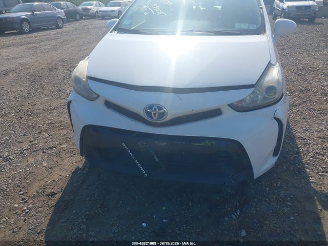 45921009 :رقم المزاد ، JTDZN3EU9FJ017419 vin ، 2015 Toyota Prius V Two مزاد بيع