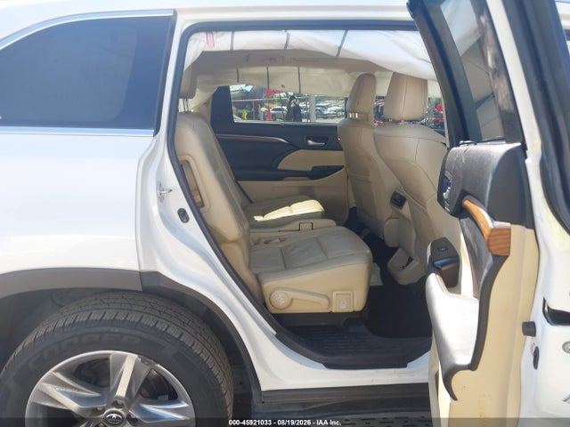 Toyota Highlander Limited 2017 5TDDZRFH5HS444475 Image 8