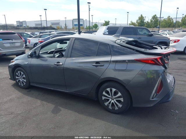 JTDKAMFP1N3224773 Toyota Prius Prime Xle