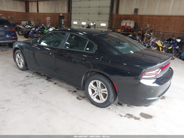45921097 :رقم المزاد ، 2C3CDXBG2FH790446 vin ، 2015 Dodge Charger Se مزاد بيع