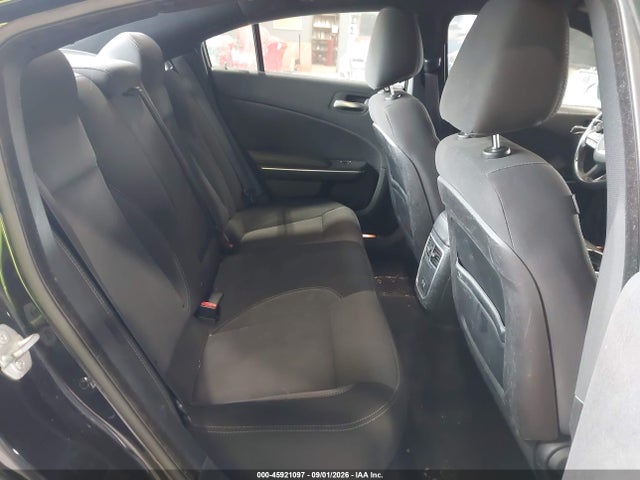 45921097 :رقم المزاد ، 2C3CDXBG2FH790446 vin ، 2015 Dodge Charger Se مزاد بيع