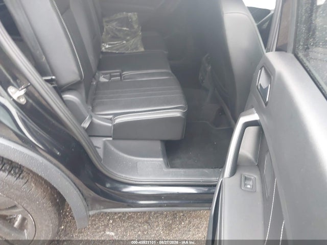 45921101 :رقم المزاد ، 3VVCB7AX5PM060456 vin ، 2023 Volkswagen Tiguan 2.0t Se R-line Black مزاد بيع