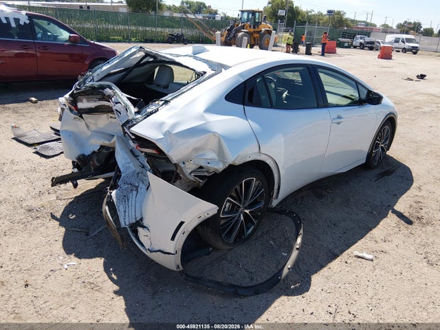 Toyota PRIUS XLE 2024 JTDACAAU4R3045540 Image 4
