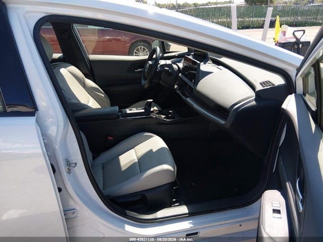 Toyota PRIUS XLE 2024 JTDACAAU4R3045540 Image 5