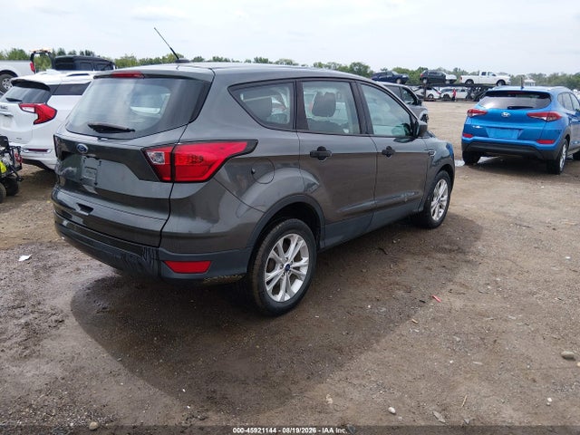 2019 Ford Escape S მანქანა იყიდება აუქციონზე, vin: 1FMCU0F77KUA76649, აუქციონის ნომერი: 45921144