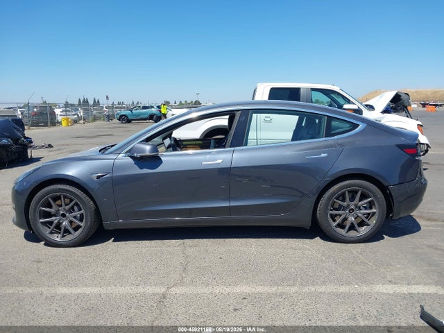 Продаж на аукціоні авто 2019 Tesla Model 3 Long Range/mid Range/standard Range/standard Range Plus, vin: 5YJ3E1EA7KF447435, номер лоту: 45921158