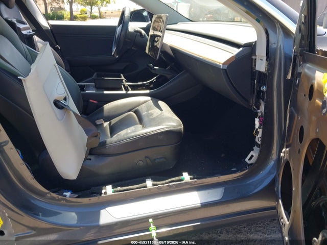 Продаж на аукціоні авто 2019 Tesla Model 3 Long Range/mid Range/standard Range/standard Range Plus, vin: 5YJ3E1EA7KF447435, номер лоту: 45921158