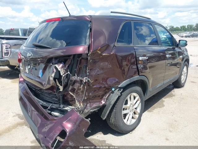 Продажа на аукционе авто 2015 Kia Sorento Lx, vin: 5XYKT4A67FG659819, номер лота: 45921187