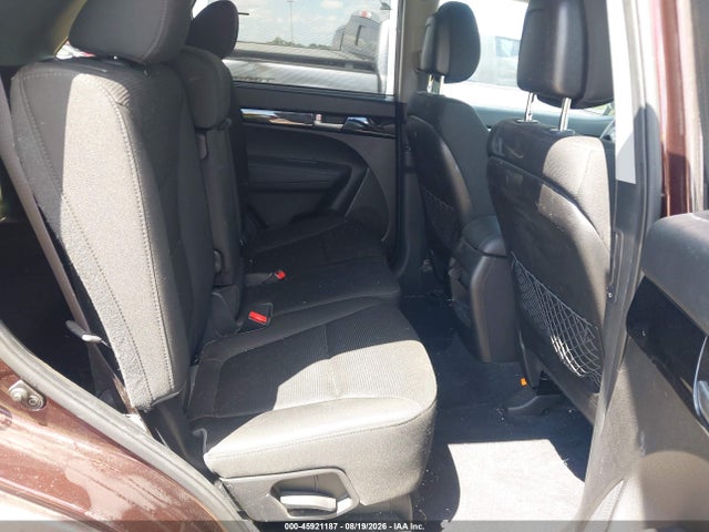 Продажа на аукционе авто 2015 Kia Sorento Lx, vin: 5XYKT4A67FG659819, номер лота: 45921187